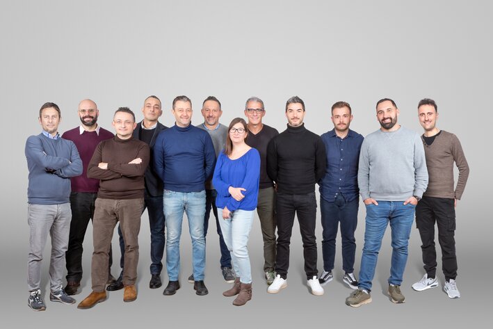 Das Team vom LignoAlp im Büro Bergamo | © Incontroluce Creative Studio